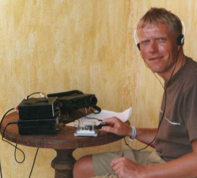 XE1/G�JHC operating on Six from his hotel balcony on the Bay of Banderas.